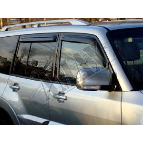 Дефлекторы дверей (ветровики) Mitsubishi Pajero IV