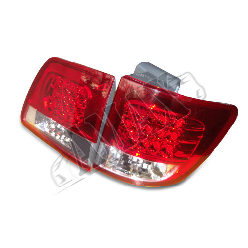 Задние фонари (диодные) на Toyota Fortuner
