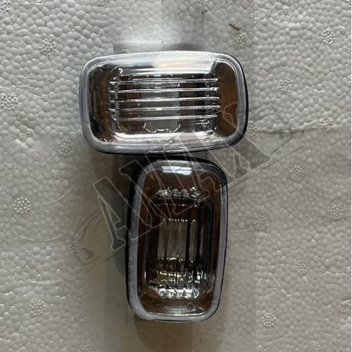 Повторители поворотов в крылья (хрустальные)_Toyota Land Cruiser 100 (1998-2007) 
