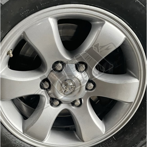Заглушки в диски_Toyota Prado 120