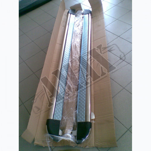 Пороги боковые (площадкой)