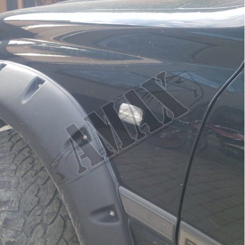 Противотуманки с линзой на Toyota Land Cruiser 100 (в хромовом варианте)