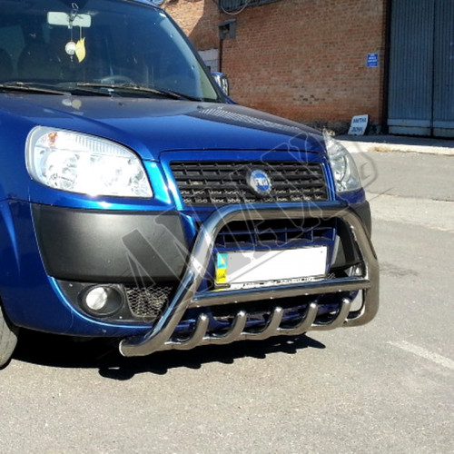 Защитная дуга переднего бампера (кенгурятник) для Fiat Doblo