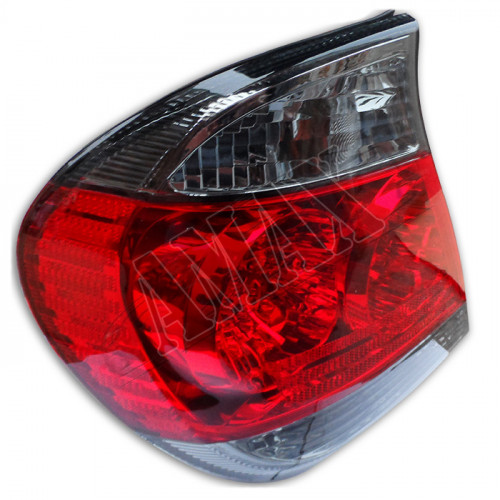 Задняя диодная оптика - тонированная - на Toyota Camry 30