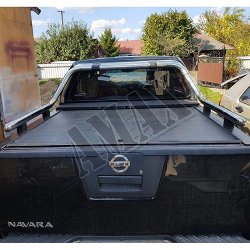 Дуга в багажник хромовая и черного цвета( Roll Bar) 