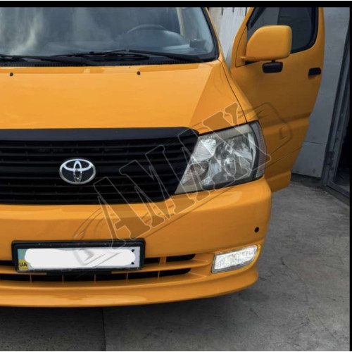 Противотуманная фара (под оригинал Toyota): левая / правая 
