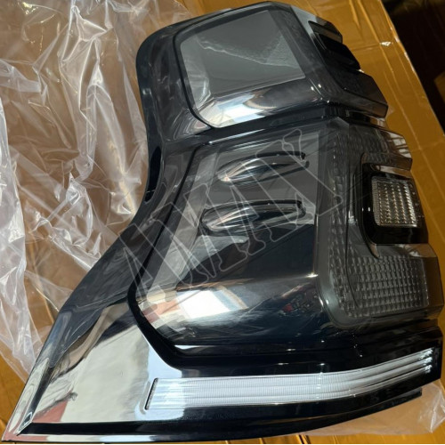 Задние фонари ( LED стиль 2018 ) Тойота Ленд Крузер Прадо_Toyota Land Cruiser Prado 150 ( 2009-2017 )