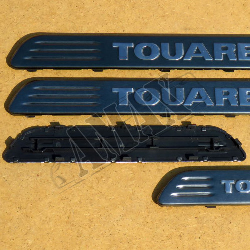 Вставки порогов салона штатные для Volkswagen Touareg