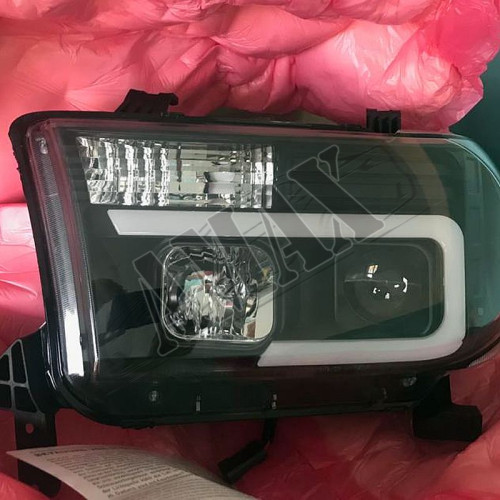 Передние линзовые фары с дневными ходовыми огнями (LED) Тойота Секвоя_Toyota Sequoia (2007-2017)