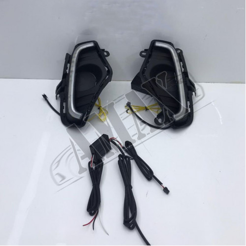 Крышки под противотуманные фары с LED DRL Тойота РАВ_Toyota RAV 4 (2018-2021)
